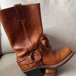 frye square toe boots
